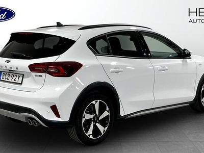 Vit Begagnad 2023 Ford Focus Active | 199 900 kr