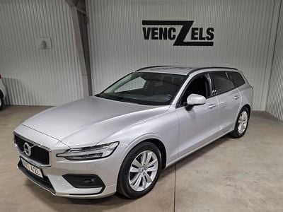 Silver Begagnad 2019 Volvo V60 Momentum Kombi | 254 000 kr (Marknadspris)
