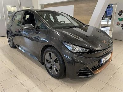Quasar grey metallic Begagnad 2023 Cupra Born Halvkombi | 254 900 kr (Marknadspris)