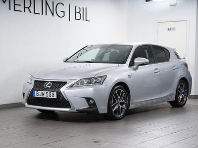 Lexus CT200h