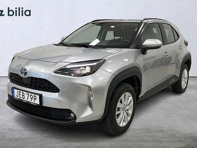 Silver Begagnad 2024 Toyota Yaris Cross Active SUV | 259 900 kr (Marknadspris)