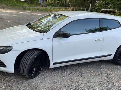 Begagnad VW Scirocco 160 HK (117 kW) 2011