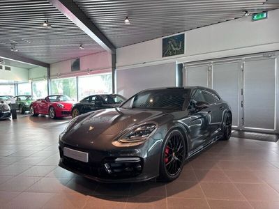 Porsche Panamera Turbo