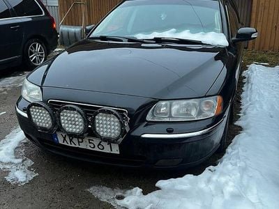 Begagnad 2006 Volvo V70 Kombi | 18 000 kr (Marknadspris)
