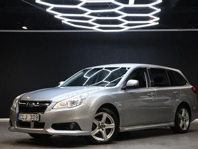Begagnad Subaru Legacy 173 HK (127 kW) 2013 Silver Kombi