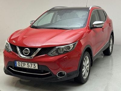 Röd Begagnad 2016 Nissan Qashqai SUV | 139 000 kr (Marknadspris)