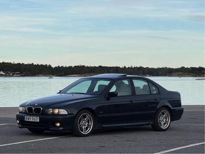 Grön Begagnad 2000 BMW 528 M Sport Sedan | 48 000 kr