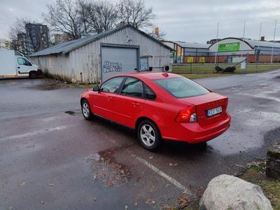 Volvo S40