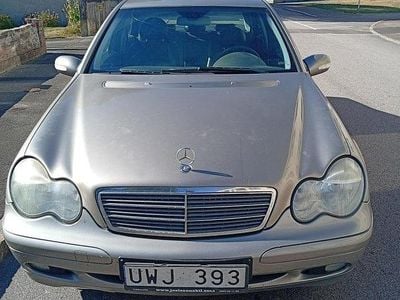 Mercedes C180