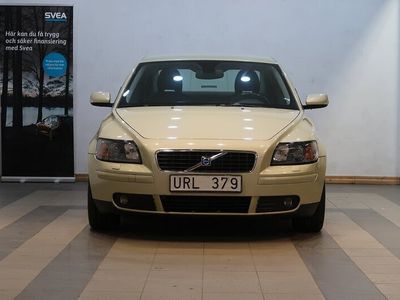 begagnad Volvo S40 2.4 Euro 4-M-Värmare-Auto-Lågamil
