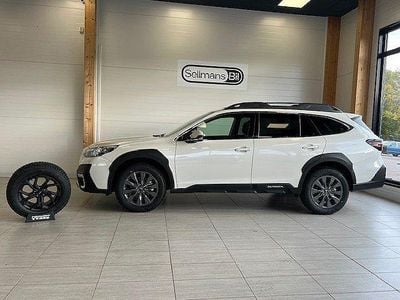 Vit Begagnad 2024 Subaru Outback SUV | 474 900 kr (Lite dyr)