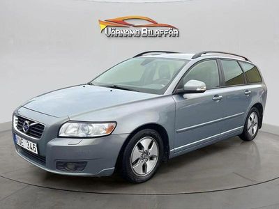 Begagnad Volvo V50 Momentum 116 HK (85 kW) 2011 Ljusblå (blå) Kombi