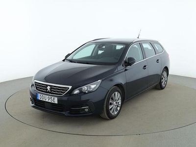 Begagnad Peugeot 308 Allure 130 HK (95 kW) 2019 Grå Kombi