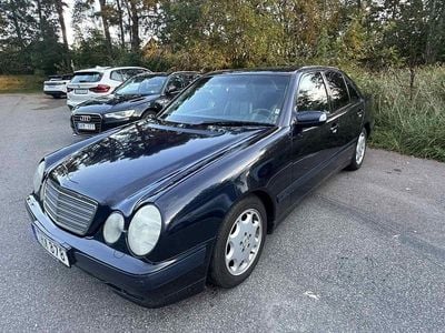 Mercedes E200