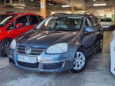 Grå Begagnad 2008 VW Golf VI Halvkombi | 39 999 kr (Marknadspris)