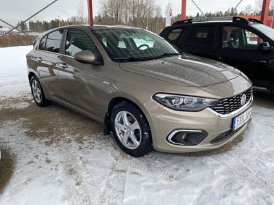 begagnad Fiat Tipo 1.6 Multijet Automat Euro 6, momsbil