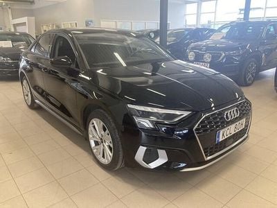 Begagnad Audi A3 Advanced 150 HK (110 kW) 2023 Brillantschwarz Sedan