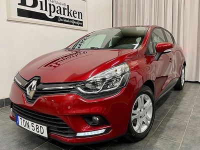 Begagnad Renault Clio IV Zen 76 HK (55 kW) 2019 Röd Halvkombi
