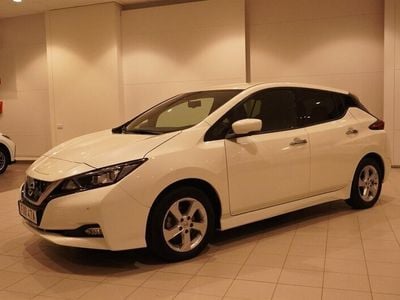 Begagnad Nissan Leaf Tekna 160 kW (218 HK) 2021 Vit Halvkombi