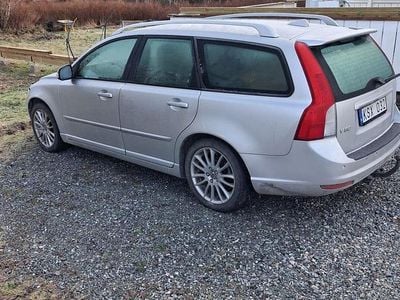 Silvermetallic Begagnad 2011 Volvo V50 Kombi | 69 000 kr (Marknadspris)