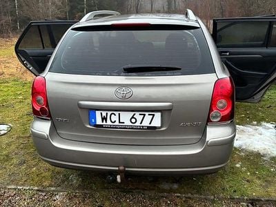 Begagnad 2006 Toyota Avensis Kombi | 27 900 kr (Marknadspris)