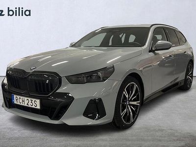 Grå Begagnad 2026 BMW i5 Comfort Edition Kombi | 779 900 kr