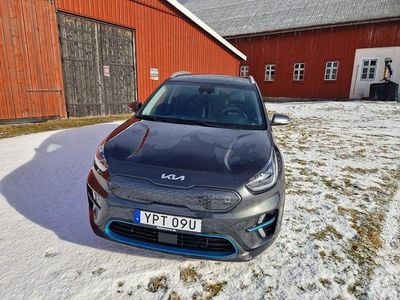 Begagnad Kia e-Niro 150 kW (204 HK) 2022 SUV