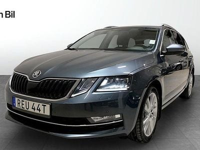 Grå Begagnad 2019 Skoda Octavia Style Kombi | 179 900 kr (Bra pris)