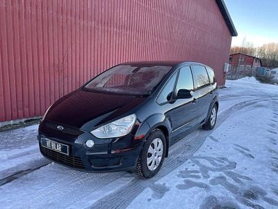Svart Begagnad 2006 Ford S-MAX S Minibuss | 29 900 kr (Marknadspris)