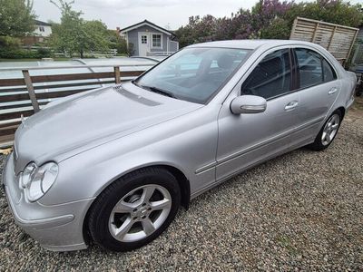 Mercedes C180