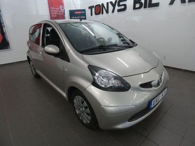 Begagnad Toyota Aygo 68 HK (50 kW) 2008 Ljusbrun (brun) Halvkombi