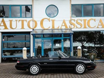 Svart metallic Begagnad 1993 Alfa Romeo Spider Cab | 199 000 kr