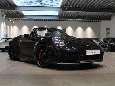 Svart Ny 2026 Porsche 911 Cab | 2 299 600 kr