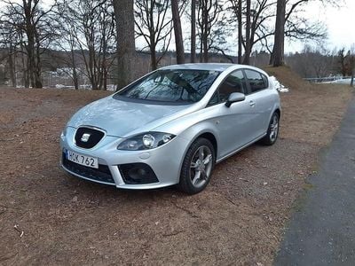 Begagnad Seat Leon FR 200 HK (147 kW) 2008 Silver Halvkombi