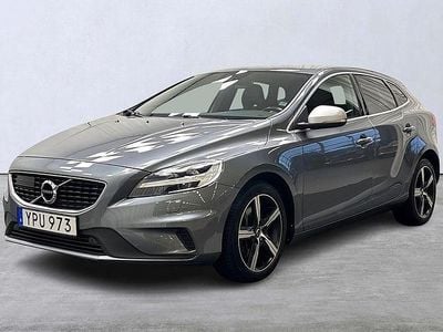 Grå Begagnad 2017 Volvo V40 Business Edition Halvkombi | 204 900 kr (Dyr)