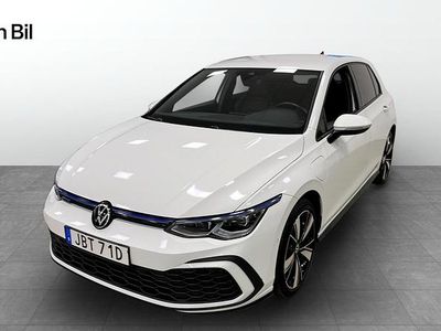 Pure white Begagnad 2021 VW Golf VII GTE Halvkombi | 249 900 kr (Dyr)