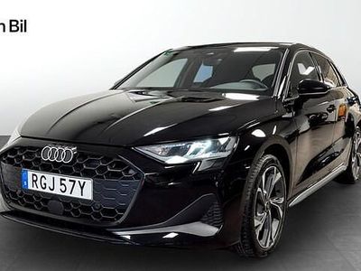 Brilliantsvart Begagnad 2025 Audi A3 Proline Sedan | 314 000 kr (Marknadspris)