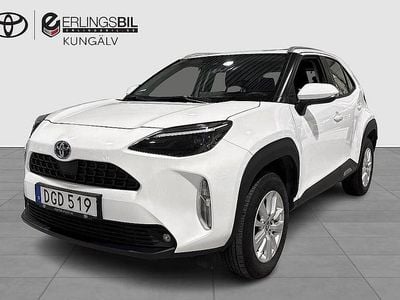 Vit Begagnad 2022 Toyota Yaris Cross Active SUV | 264 900 kr (Marknadspris)