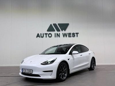 Begagnad Tesla Model 3 Long Range AWD 324 kW (441 HK) 2021 Vit Sedan