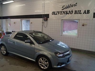 Begagnad Opel Tigra 126 HK (92 kW) 2005 Blå Cab