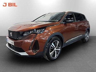 Begagnad Peugeot 5008 Allure 131 HK (96 kW) 2022 Brun SUV