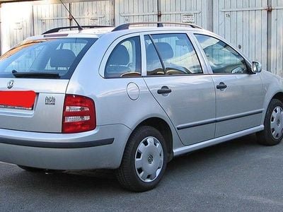 Begagnad Skoda Fabia 75 HK (55 kW) 2002 Kombi