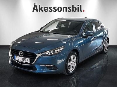 Begagnad Mazda 3 Core 105 HK (77 kW) 2016 Eternal blue metallic Halvkombi