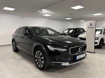 Begagnad 2022 Volvo V90 CC Kombi | 389 900 kr (Marknadspris)