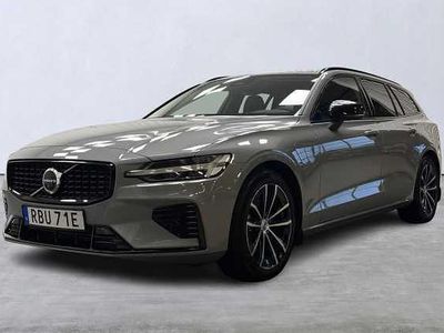 Silver Begagnad 2025 Volvo V60 Plus Kombi | 479 900 kr (Marknadspris)