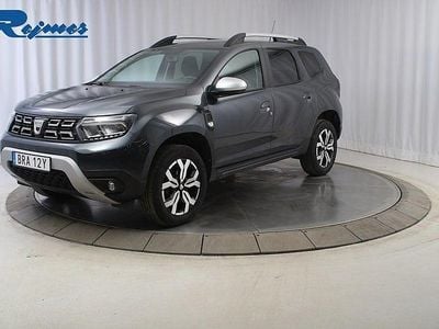 Grå Begagnad 2022 Dacia Duster Prestige SUV | 199 800 kr (Marknadspris)