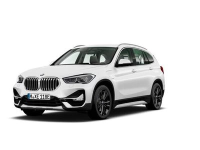 begagnad BMW X1 xDrive25e xLine/Drag / Backkamera/Adaptiv farthållare