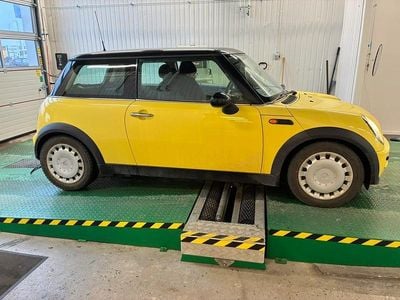 Begagnad Mini Cooper 116 HK (85 kW) 2002 Halvkombi