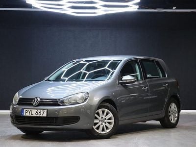 Grå Begagnad 2012 VW Golf VII Halvkombi | 109 800 kr (Marknadspris)
