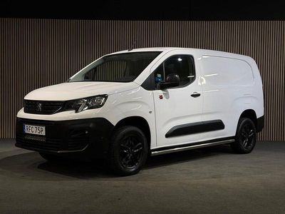 Vit Begagnad 2020 Peugeot Partner Minibuss | 228 750 kr (Dyr)